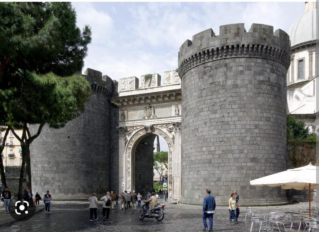 Dea'S Home Napoli Bagian luar foto